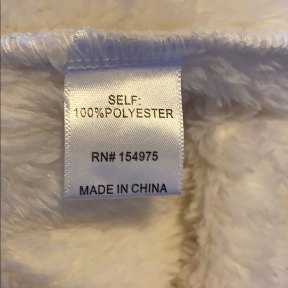 NEW C&D&M fleece leopard pull over❤️ - Picture 8 of 8